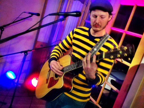 C360_2012-01-17_00-06-31